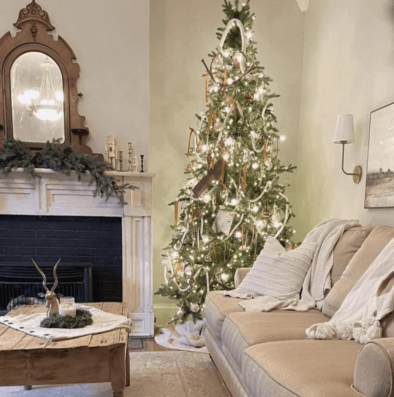 King Of Christmas 10' Alpine Fir Slim Artificial Christmas Tree 1000 Warm White LED Lights- Realistic|Slim