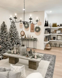 King Of Christmas 10' King Flock® Artificial Christmas Tree Unlit- Realistic|Unlit