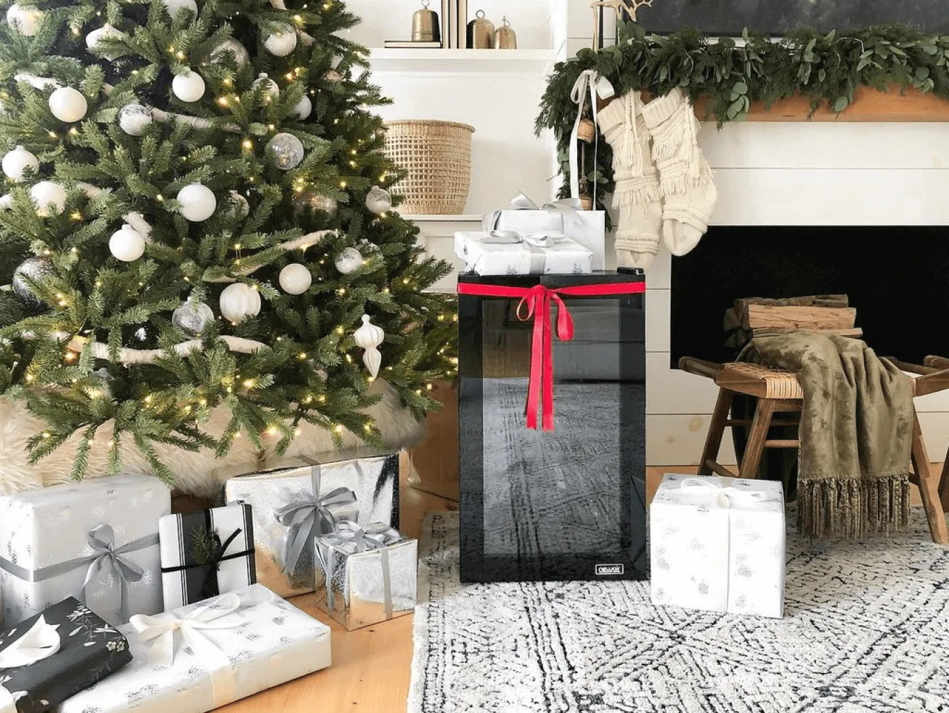 King Of Christmas 12' King Fraser Fir Artificial Christmas Tree With 2300 Warm White & Multi-Color LED Lights- Realistic|Pre-Lit