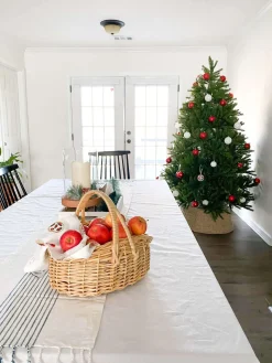 King Of Christmas 7.5' King Fraser Fir Artificial Christmas Tree Unlit- Realistic|7 & 7.5 Foot