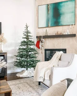 King Of Christmas 7' King Noble Fir Artificial Christmas Tree Unlit- Realistic|Unlit