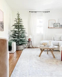 King Of Christmas 8' King Noble Fir Artificial Christmas Tree With 600 Warm White LED Lights- Realistic|Pre-Lit