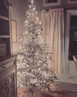 King Of Christmas 7' King Noble Flock Artificial Christmas Tree With 500 Warm White LED Lights- Realistic|Full