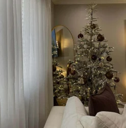 King Of Christmas 7' King Noble Flock Artificial Christmas Tree With 500 Warm White LED Lights- Realistic|Full