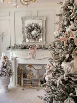 King Of Christmas 24