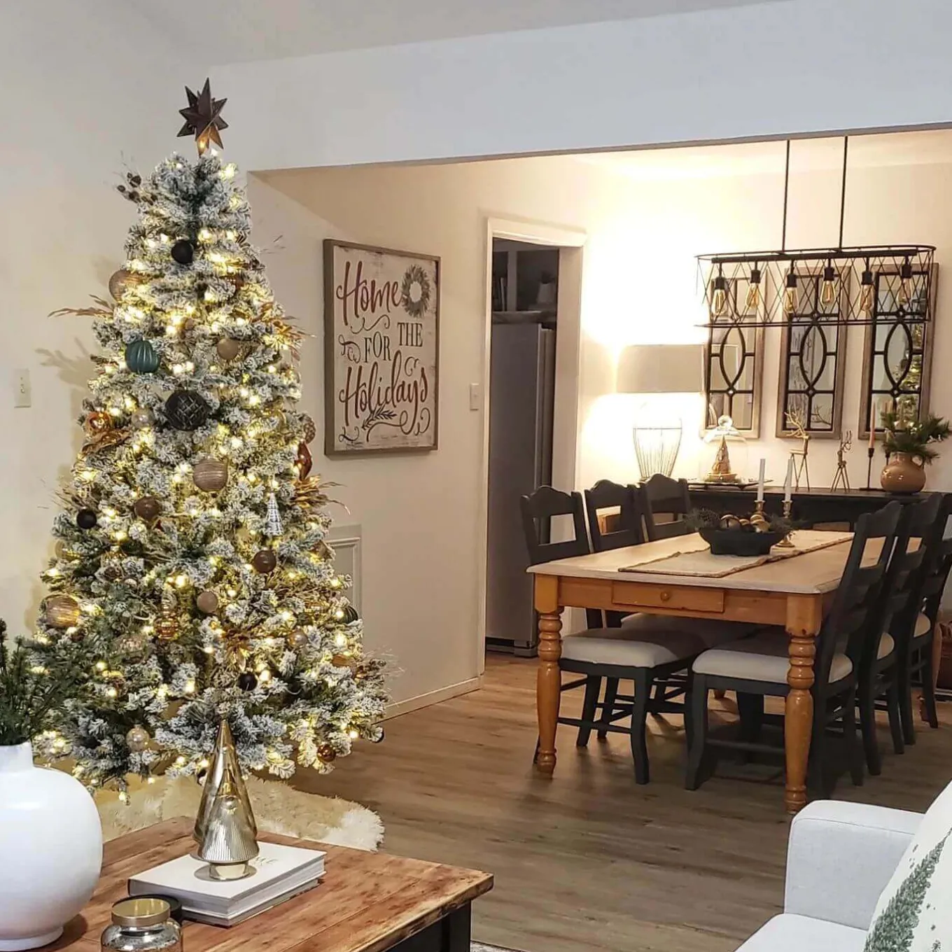 King Of Christmas 7' Prince Flock® Artificial Christmas Tree With 400 Warm White LED Lights- Full|Flocked