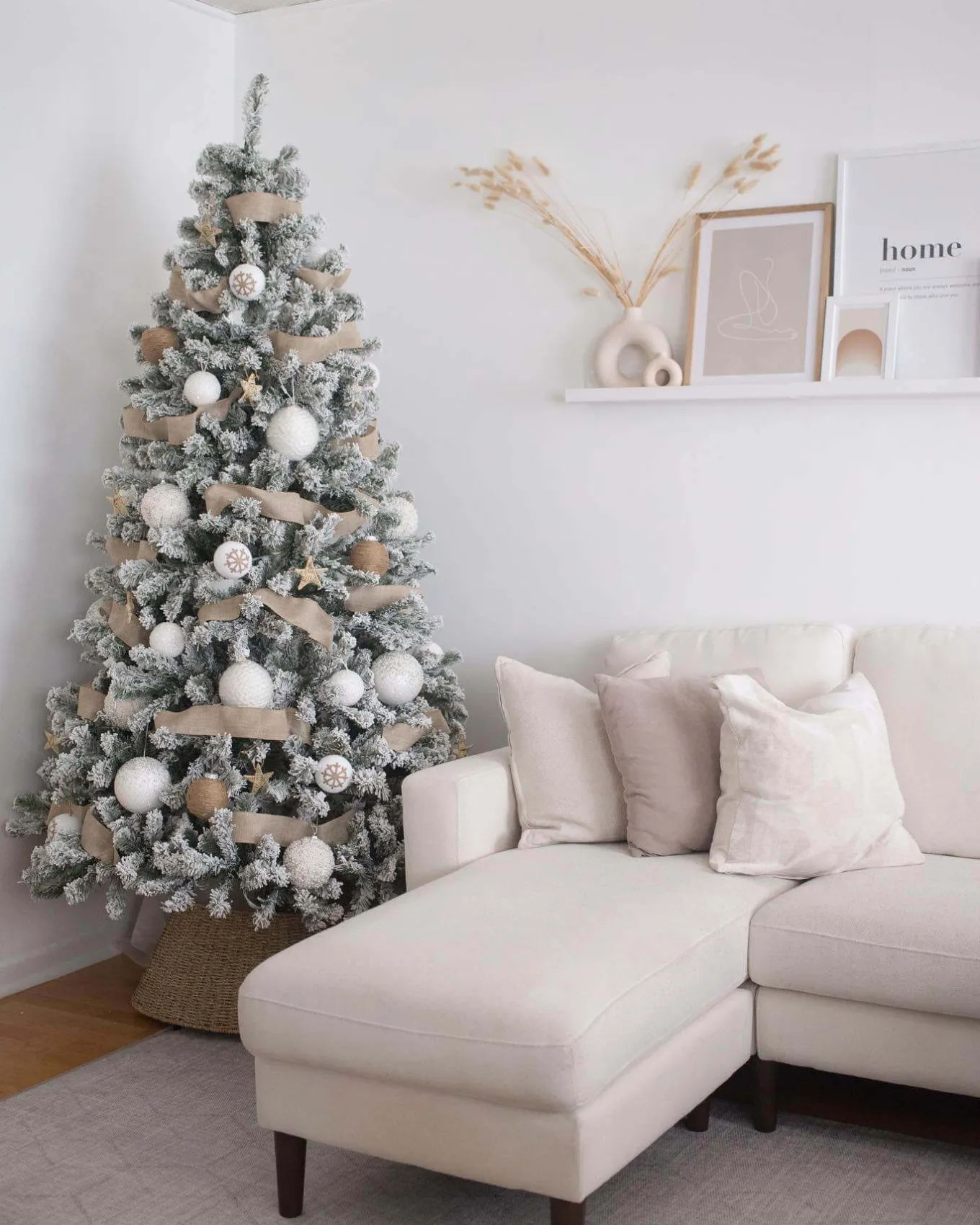 King Of Christmas 7' Prince Flock® Artificial Christmas Tree With 400 Warm White LED Lights- Full|Flocked