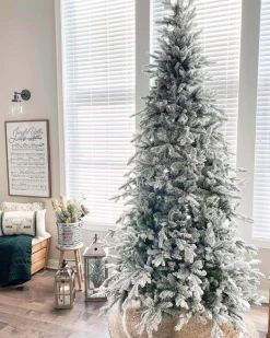 King Of Christmas 6.5' Queen Flock® Slim Artificial Christmas Tree With 500 Warm White LED Lights- Realistic|Slim