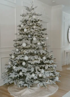 King Of Christmas 9' Rushmore Flock Artificial Christmas Tree 1000 Warm White LED Lights- Realistic|Pre-Lit