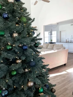 King Of Christmas 7' Tribeca Spruce Blue Artificial Christmas Tree With 550 Warm White LED Lights- Classic|Full