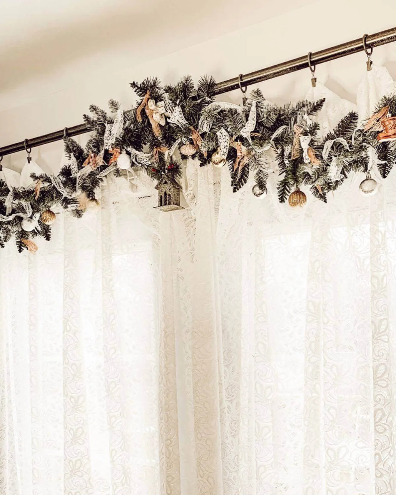 King Of Christmas 9' X 12" Tribeca Spruce Blue Garland Unlit- Garlands|Green