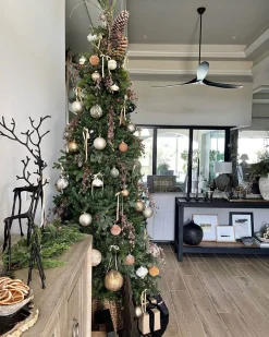 King Of Christmas 7.5' Yorkshire Fir Slim Artificial Christmas Tree Unlit- Classic|Slim