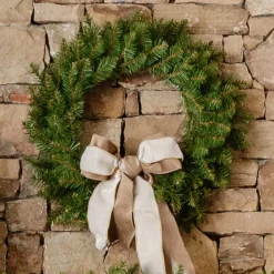 King Of Christmas 24" Yorkshire Fir Wreath With Warm White LED Lights (Battery Operated)- Wreaths|Green