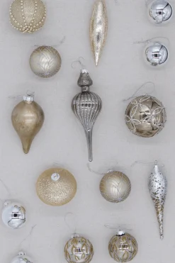 King Of Christmas Mixed Metals 15-Piece Glass Ornament Set (Silver-Gold)- Ornaments|15 Pack