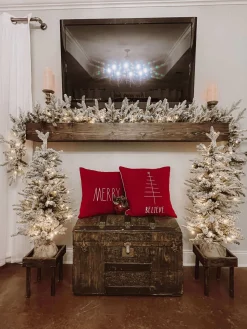 King Of Christmas Queen Flock® Collection 4-Piece Set With Warm White LED Lights (Plug Or Battery Operated)- Sets|Flocked