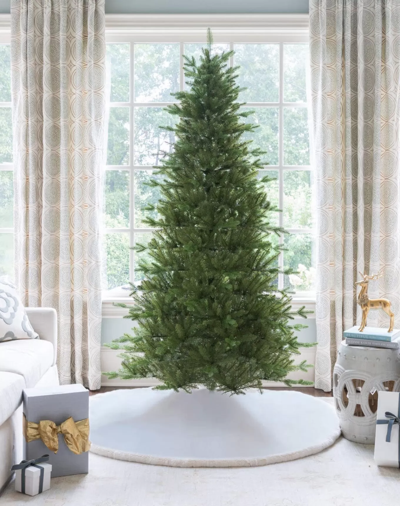 King Of Christmas 10' Alpine Fir Slim Artificial Christmas Tree 1000 Warm White LED Lights- Realistic | Slim