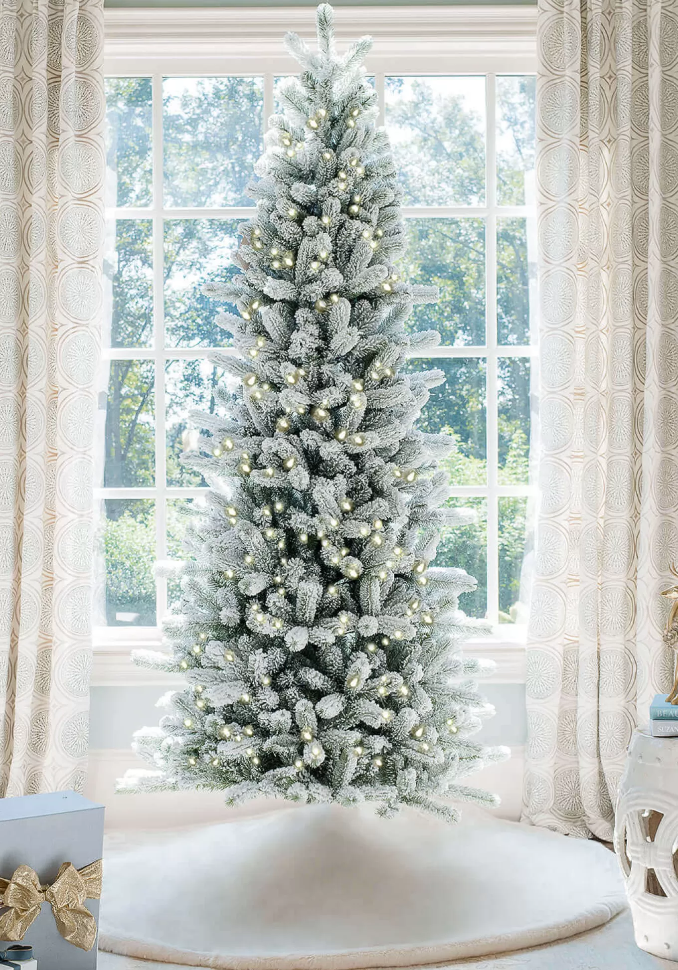 King Of Christmas 10' King Flock® Slim Artificial Christmas Tree With 1000 Warm White LED Lights- Realistic | Slim