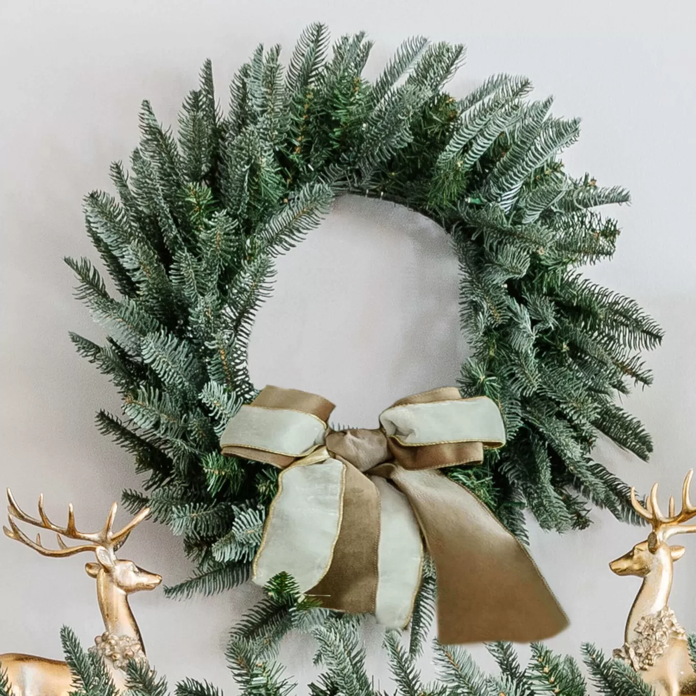King Of Christmas 24" King Noble Fir Wreath With Warm White LED Lights (Battery Operated)- Wreaths | Green