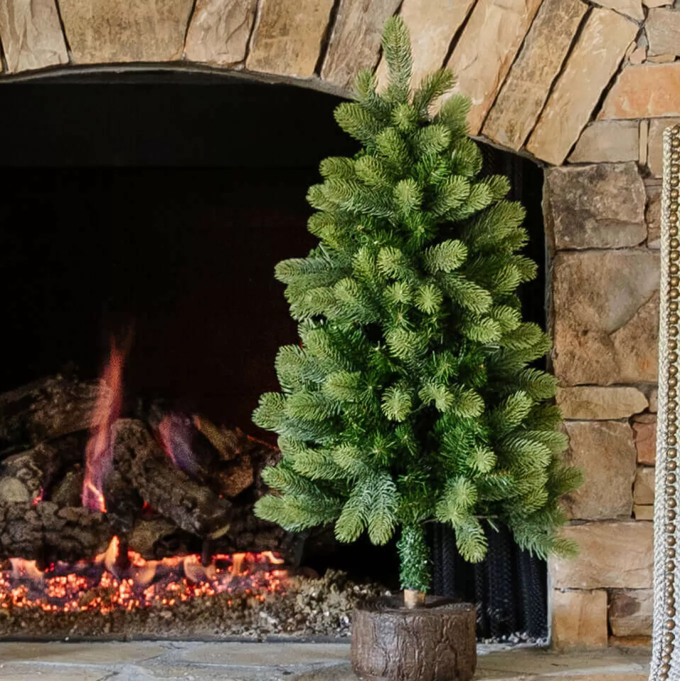 King Of Christmas 3' Royal Fir Tabletop Tree With 100 Warm White LED Lights- 3 Foot | Tabletop