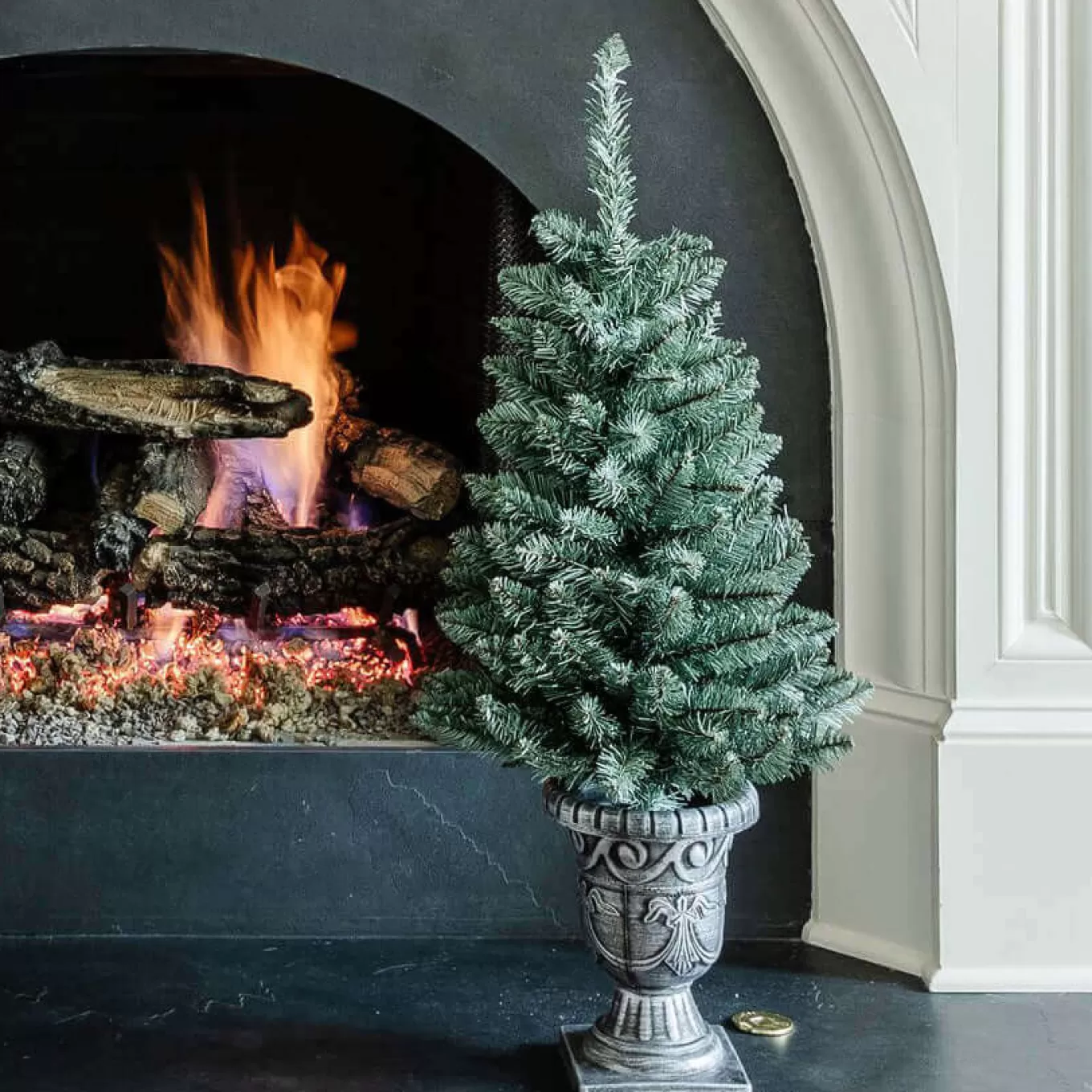 King Of Christmas 3' Tribeca Spruce Blue Tabletop Tree With 70 Warm White LED (Battery Operated)- 3 Foot | Tabletop