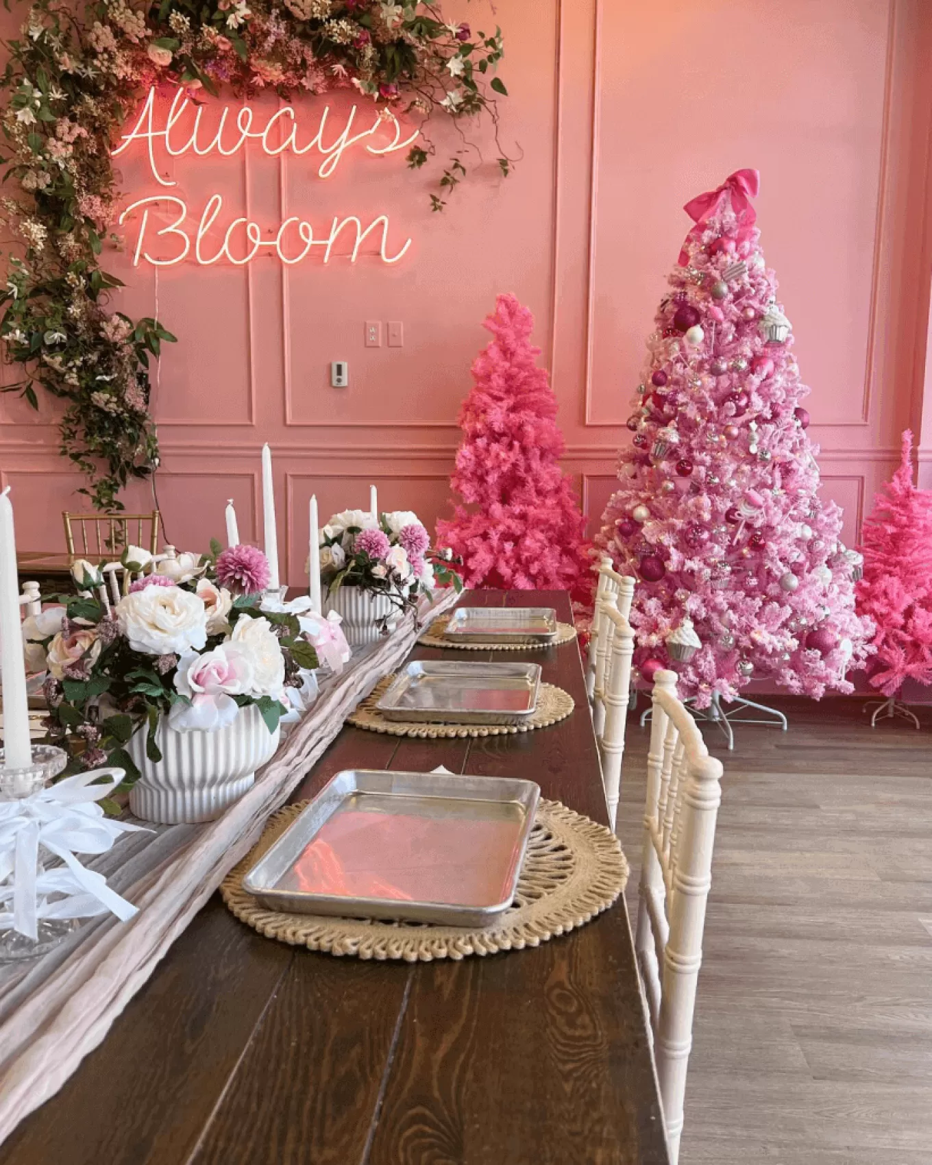 King Of Christmas 6.5' Duchess Pink Flock Artificial Christmas Tree With 500 Warm White LED Lights- Classic | Pre-Lit