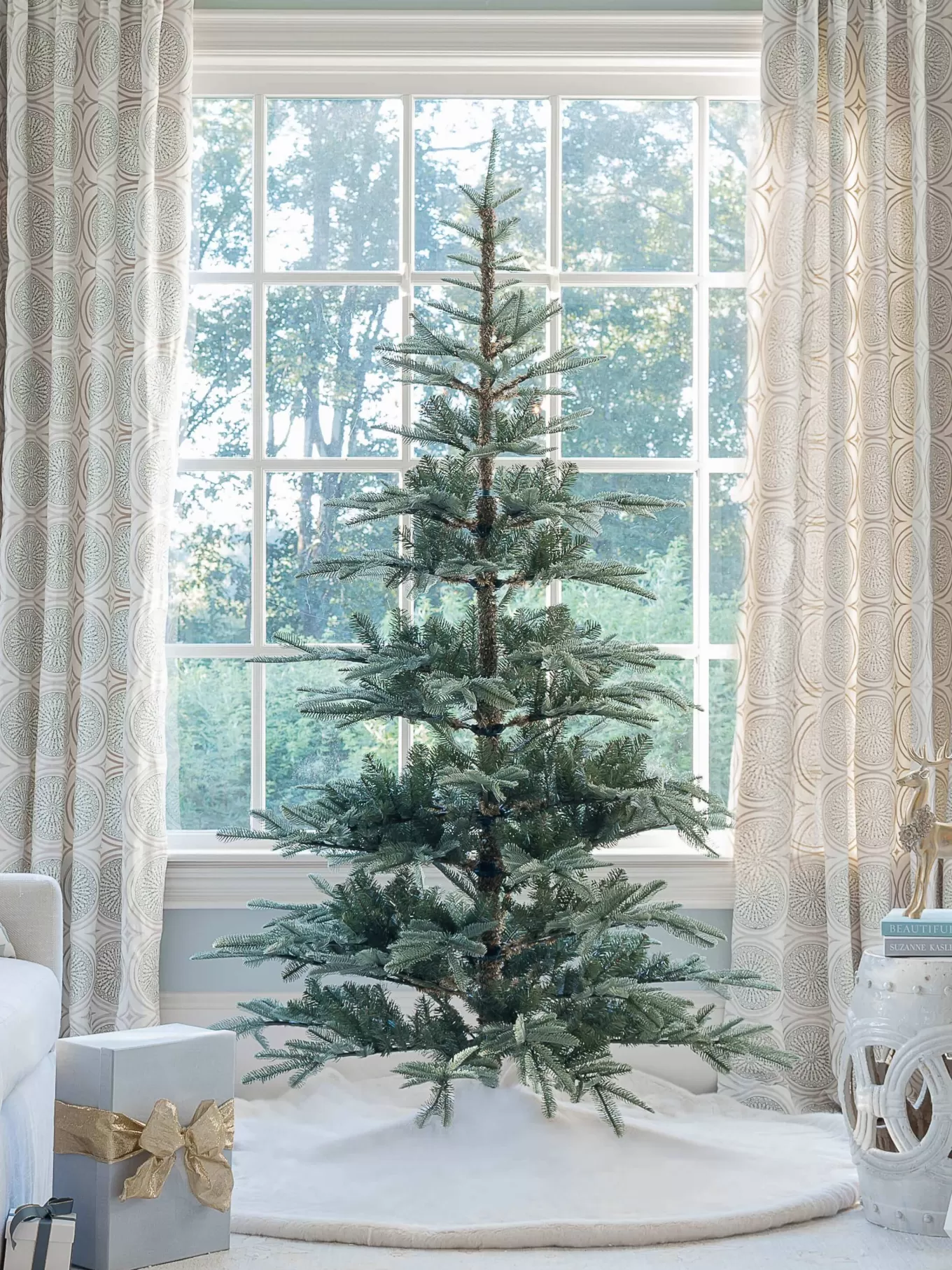 King Of Christmas 6' King Noble Fir Artificial Christmas Tree Unlit- Realistic | Unlit