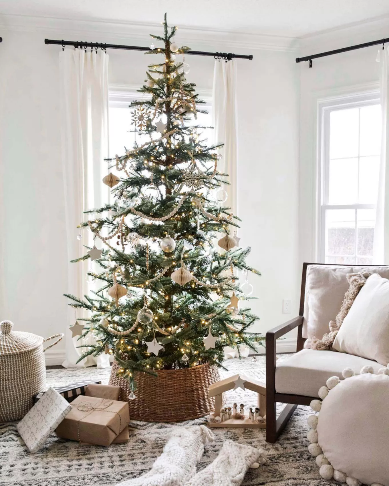 King Of Christmas 6' King Noble Fir Artificial Christmas Tree With 400 Warm White LED Lights- Realistic | Pre-Lit