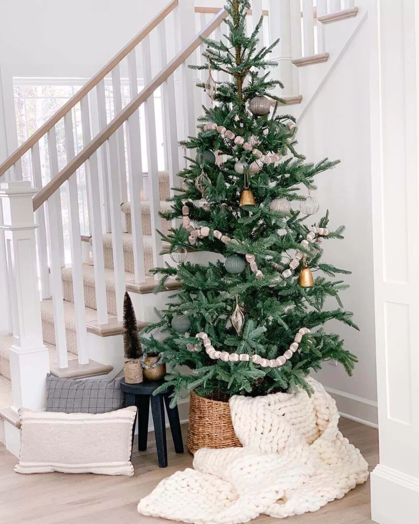 King Of Christmas 6' King Noble Fir Artificial Christmas Tree With 400 Warm White LED Lights- Realistic | Pre-Lit