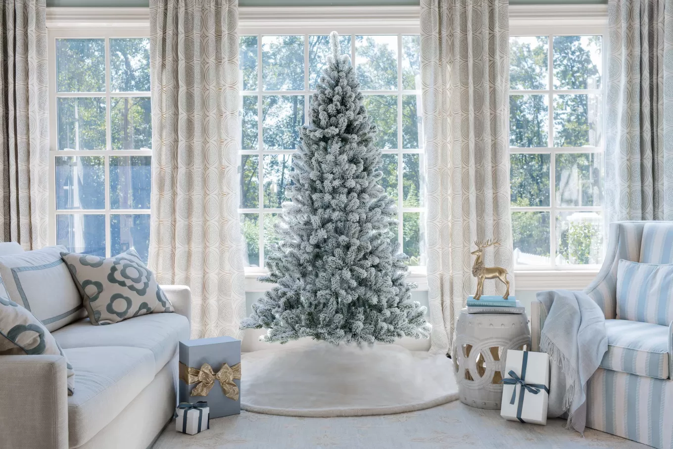 King Of Christmas 6' Prince Flock® Artificial Christmas Tree With 350 Warm White LED Lights- Classic | Pre-Lit