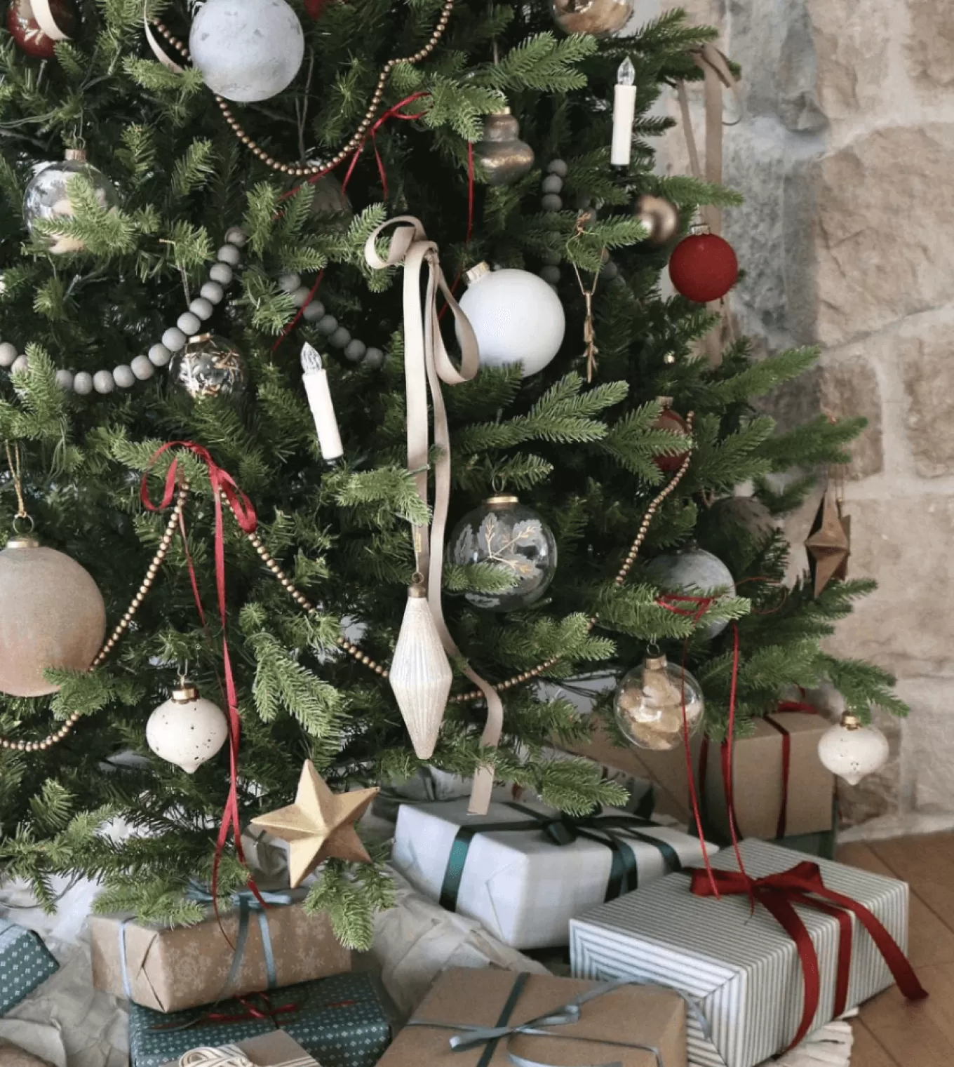 King Of Christmas 7.5' Alpine Fir Slim Artificial Christmas Tree 650 Warm White LED Lights- Realistic | Slim