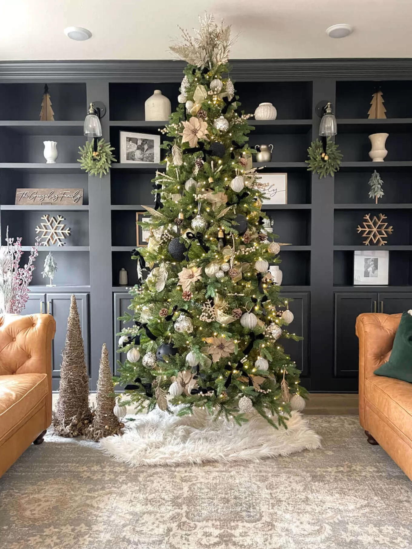 King Of Christmas 7.5' Alpine Fir Slim Artificial Christmas Tree 650 Warm White LED Lights- Realistic | Slim
