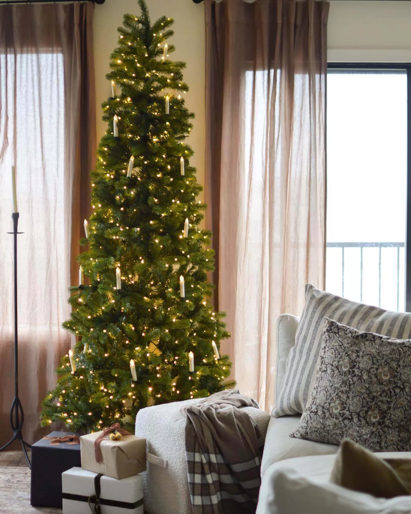 King Of Christmas 7.5' King Douglas Fir Slim Artificial Christmas Tree With 650 Warm White & Multi-Color LED Lights- Realistic | Slim