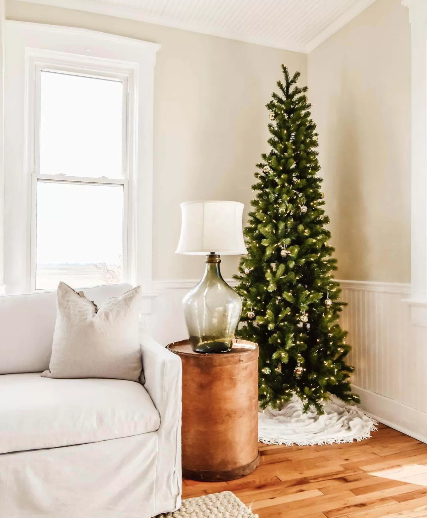 King Of Christmas 7.5' King Douglas Fir Slim Artificial Christmas Tree With 650 Warm White & Multi-Color LED Lights- Realistic | Slim