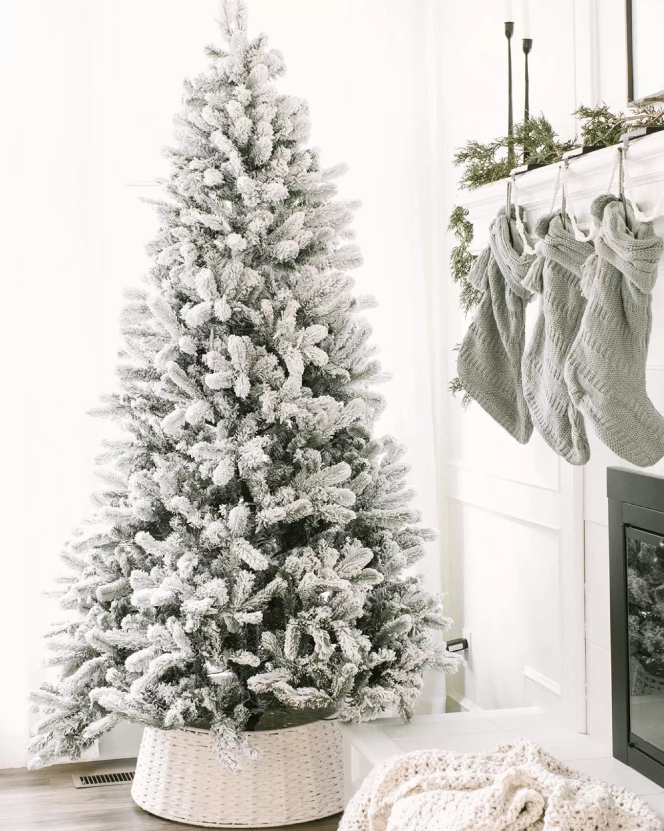 King Of Christmas 7.5' King Flock® Artificial Christmas Tree With 800 Warm White LED Lights- Realistic | Full