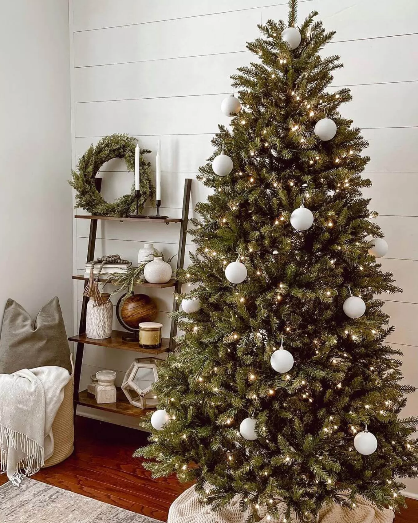 King Of Christmas 7.5' Yorkshire Fir Artificial Christmas Tree With 600 Warm White LED Lights- Classic | Full