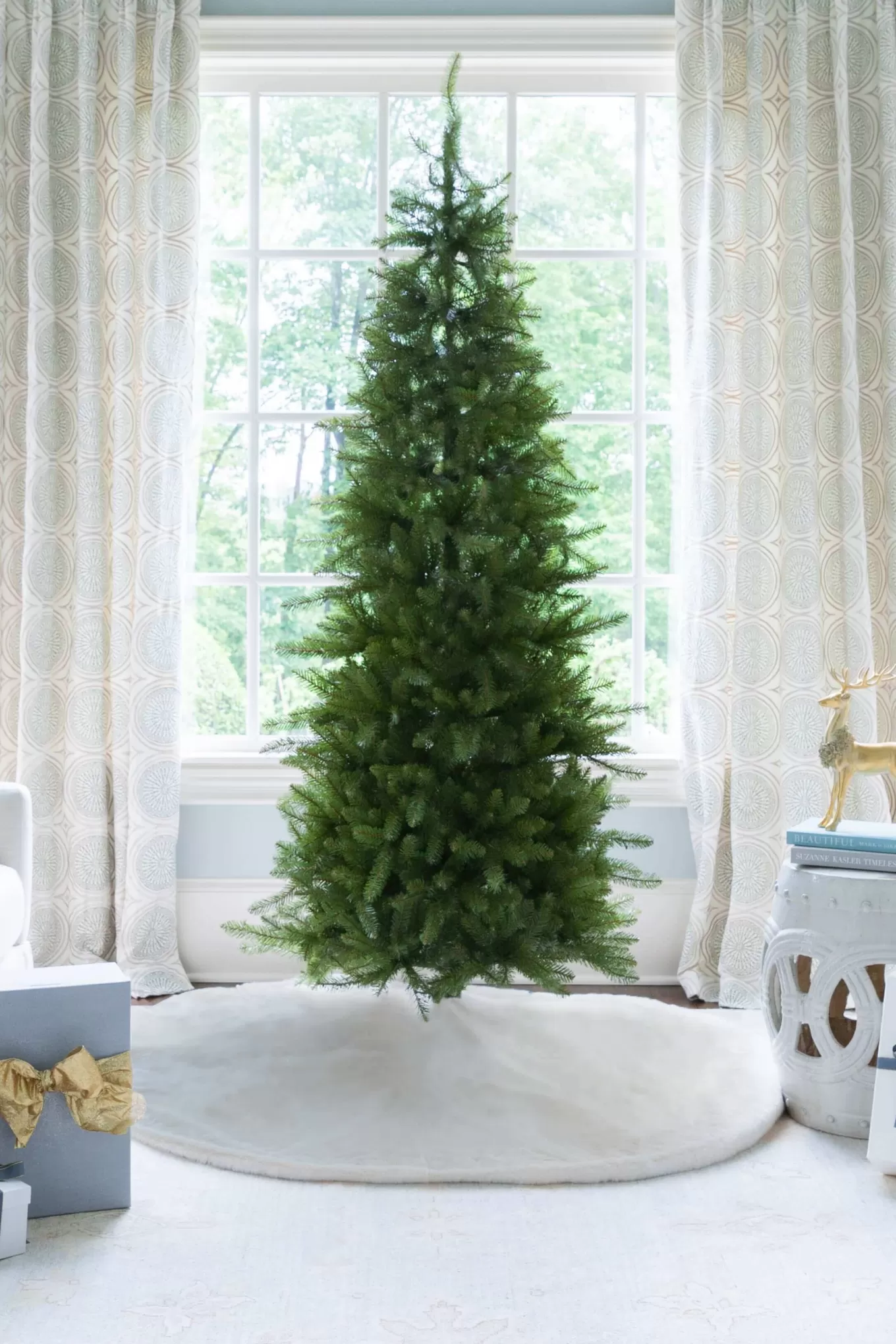 King Of Christmas 7.5' Yorkshire Fir Slim Artificial Christmas Tree With 500 Warm White LED Lights- Classic | Slim
