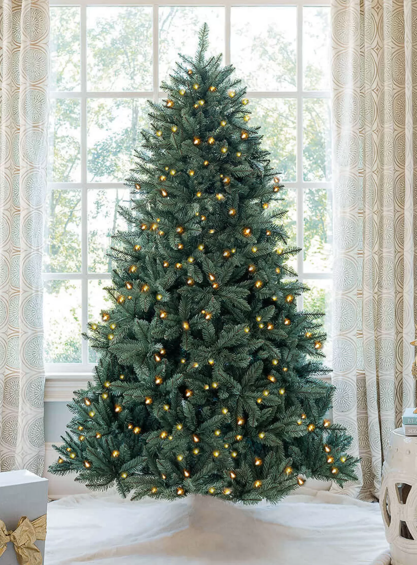 King Of Christmas 8' Tribeca Spruce Blue Artificial Christmas Tree With 650 Warm White LED Lights- Classic | Pre-Lit