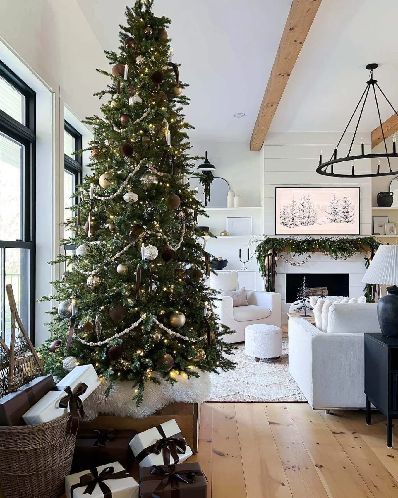 King Of Christmas 9' Alpine Fir Slim Artificial Christmas Tree 900 Warm White LED Lights- Realistic | Slim