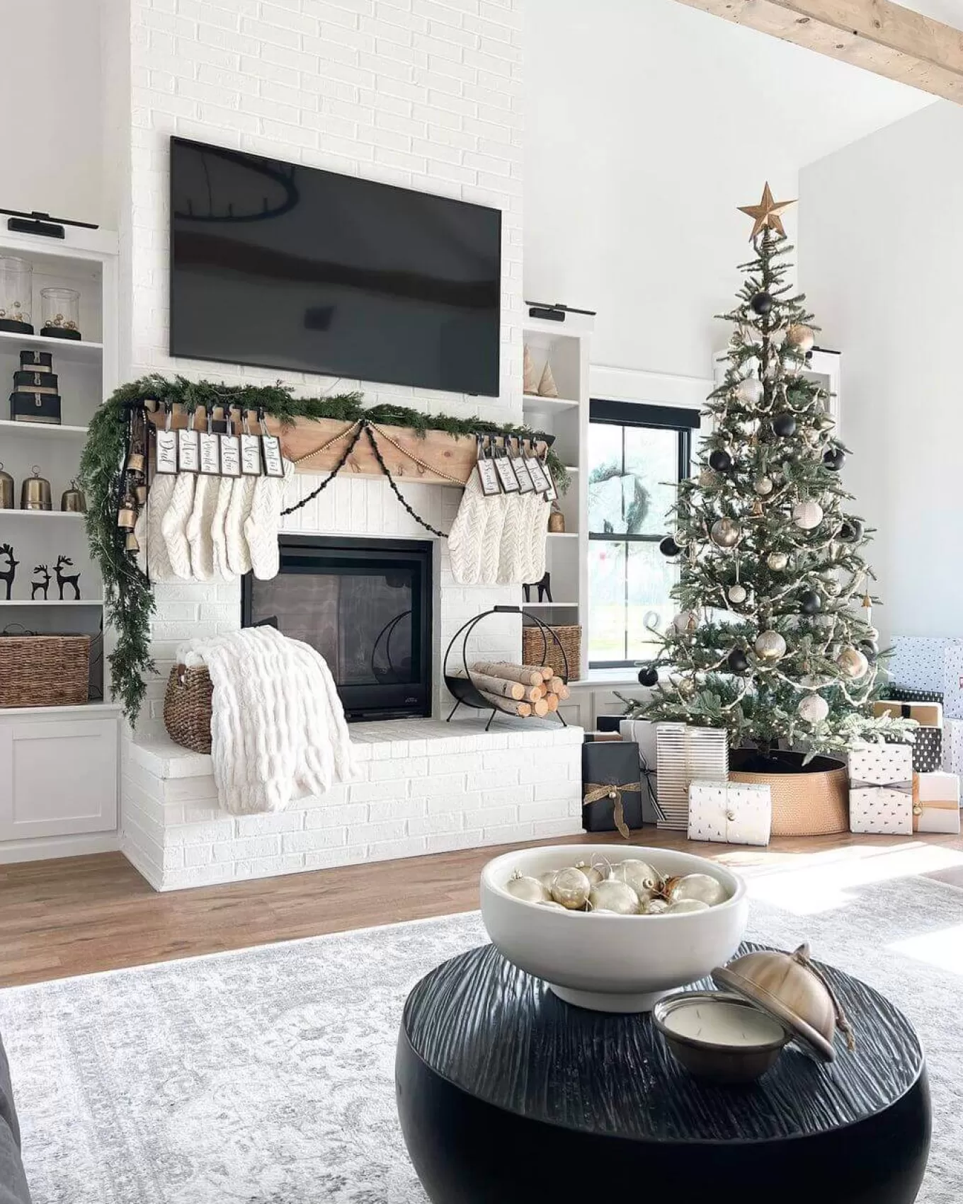 King Of Christmas 9' King Noble Fir Artificial Christmas Tree With 700 Warm White LED Lights- Realistic | Pre-Lit