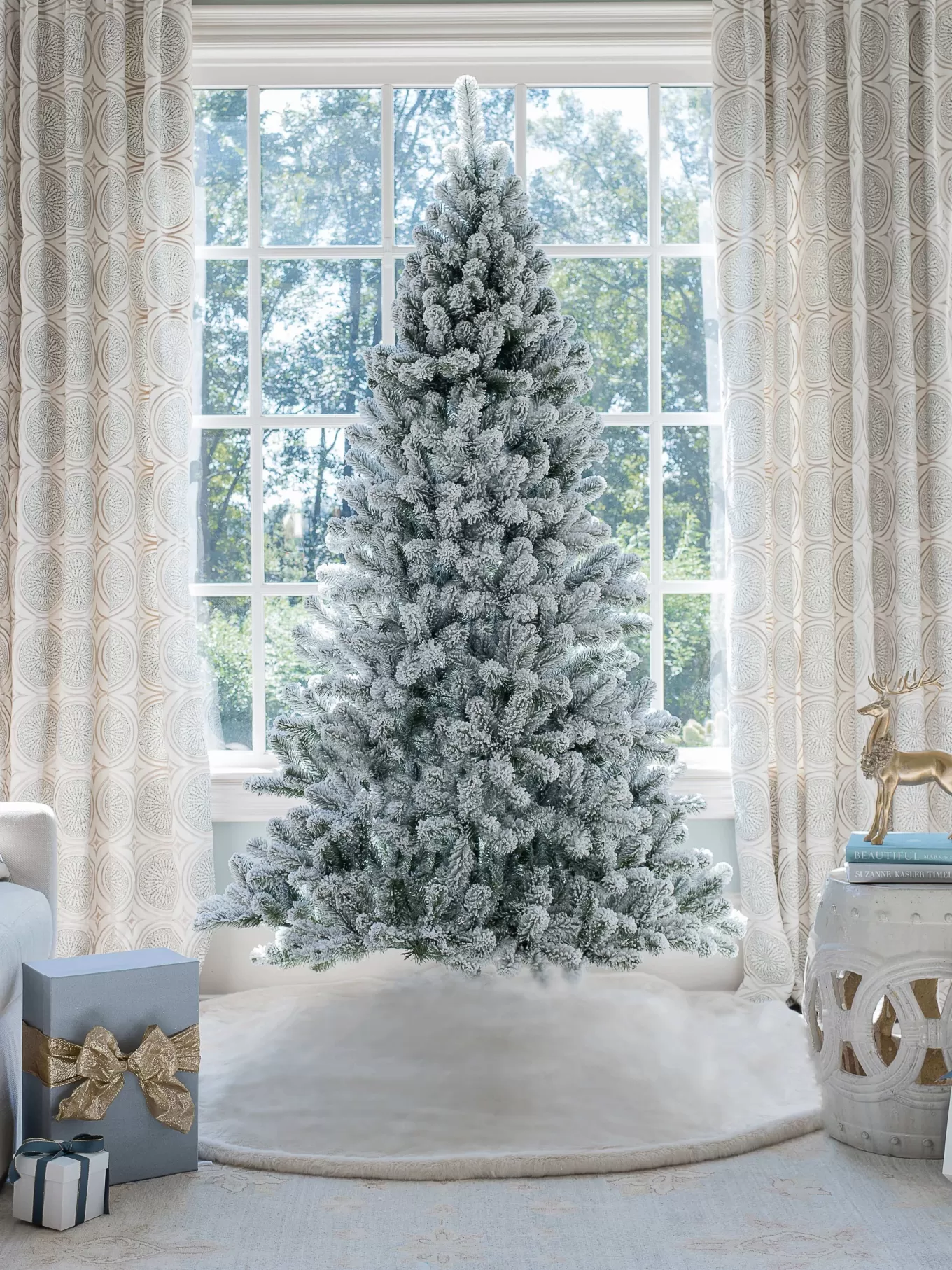 King Of Christmas 9' Prince Flock® Artificial Christmas Tree With 650 Warm White LED Lights- Classic | Pre-Lit