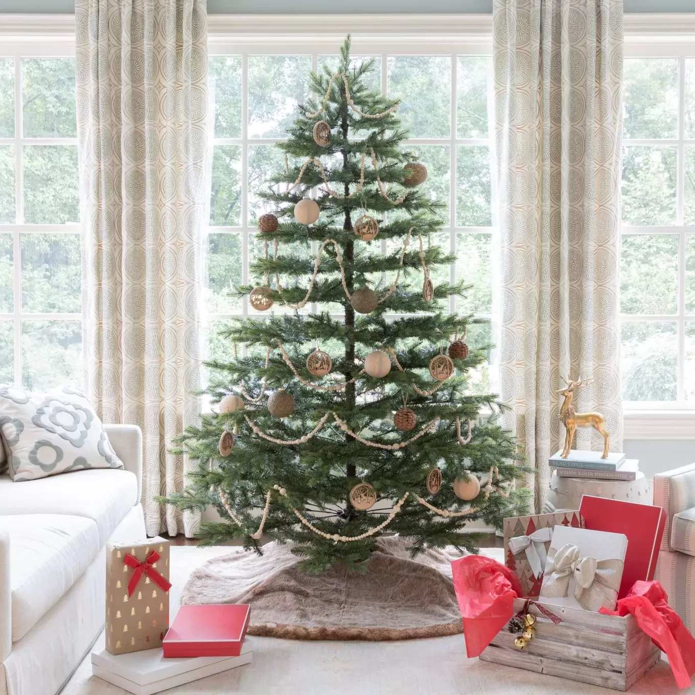 King Of Christmas 9' Rushmore Fir Artificial Christmas Tree 1000 Warm White LED Lights- Realistic | Pre-Lit