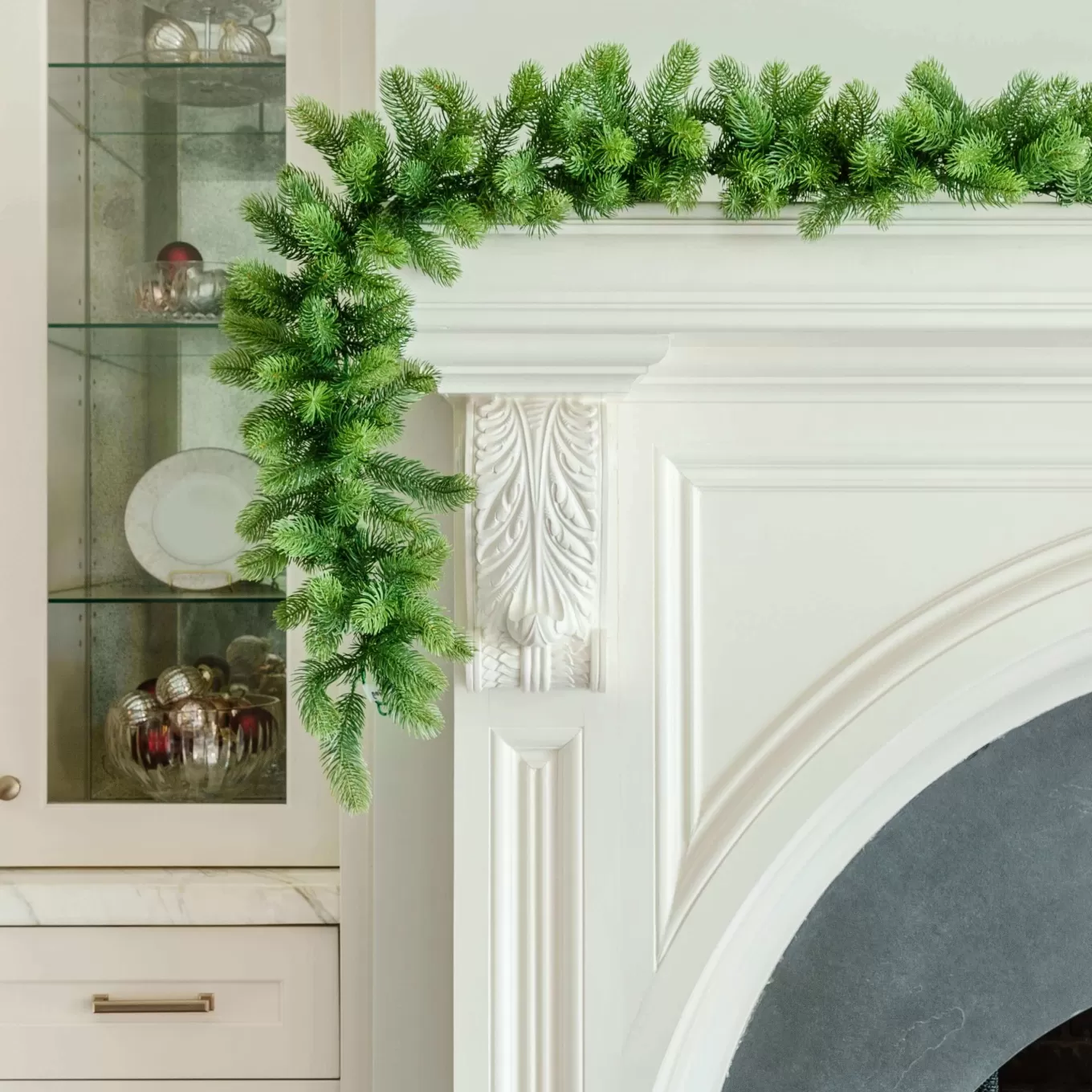 King Of Christmas 9' X 10" Royal Fir Garland With Warm White LED Lights (Plug Operated)- Garlands | Green