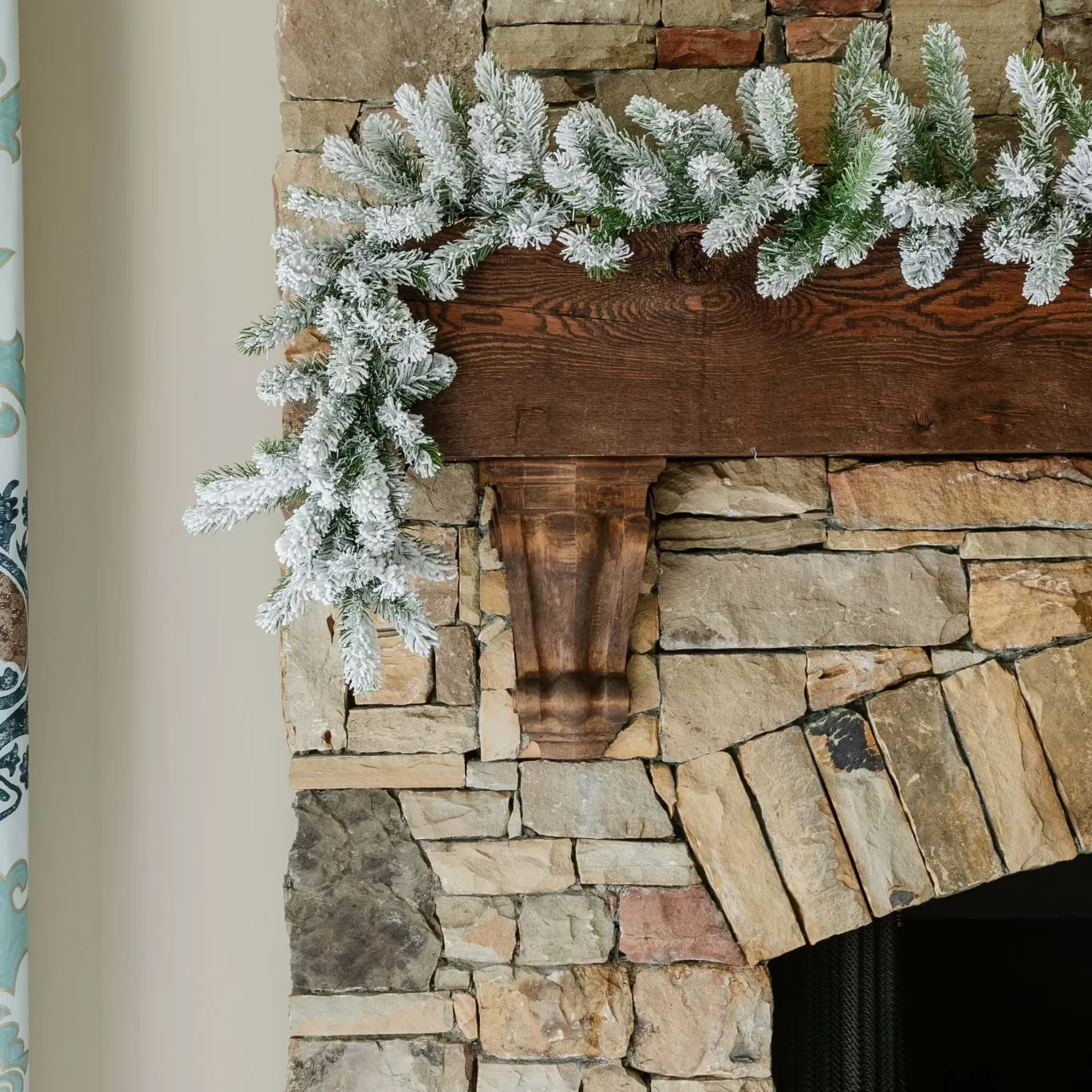 King Of Christmas 9' X 12" King Flock® Garland With LED Lights (Battery Operated)- 9' X 12" | Garlands