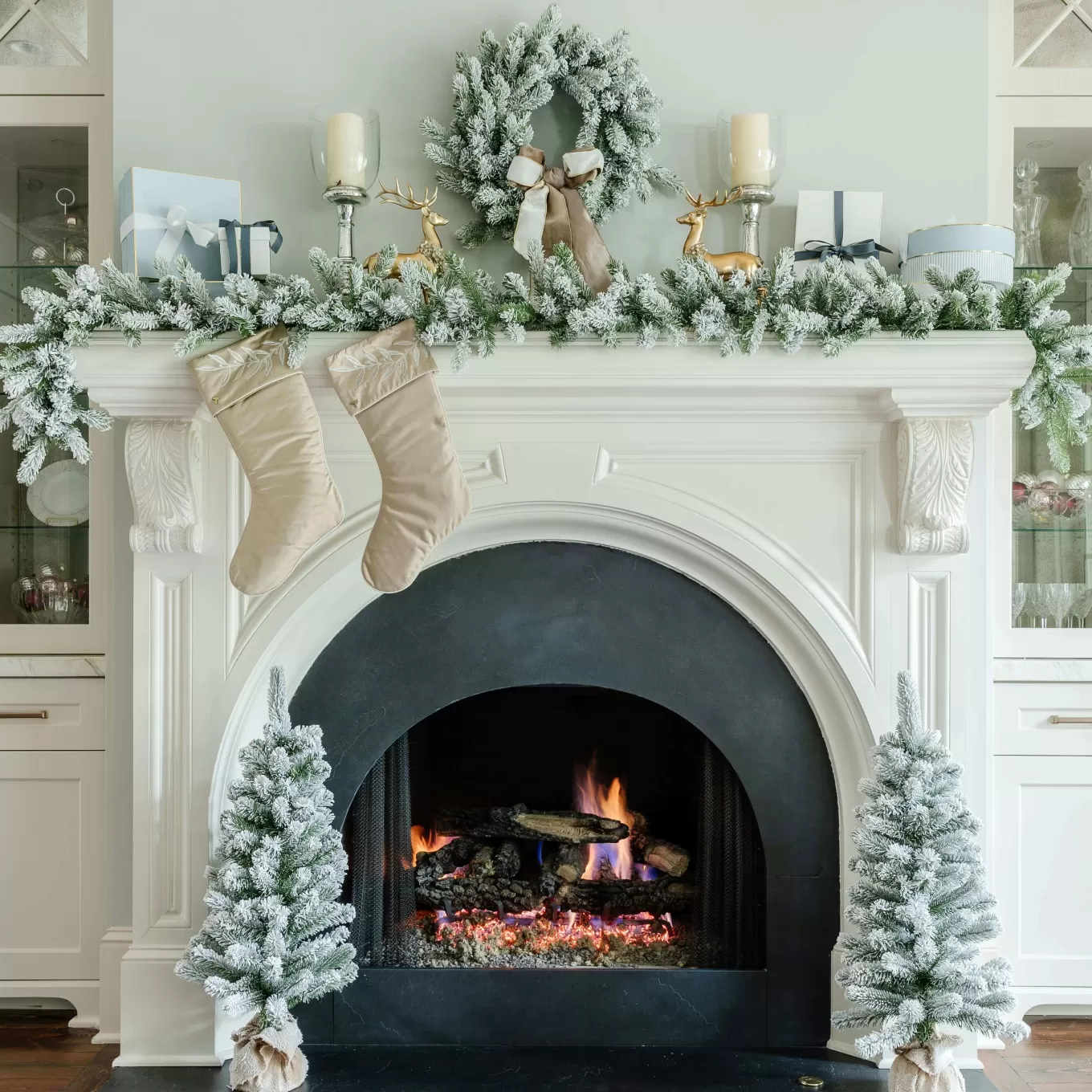 King Of Christmas King Flock® Collection 4-Piece Set With Warm White LED Lights (Plug Or Battery Operated)- Sets | Flocked