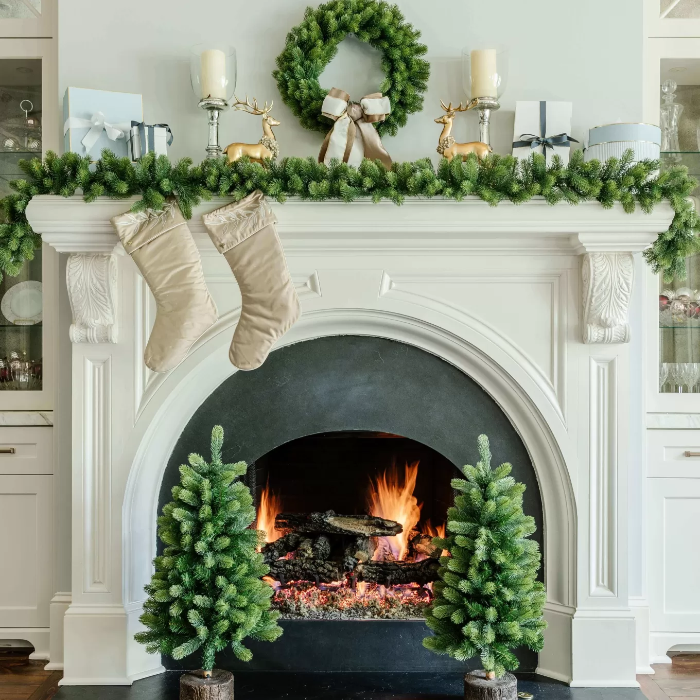 King Of Christmas Royal Fir Collection 4-Piece Set With Warm White LED Lights (Battery Plug Operated)- Sets | Green