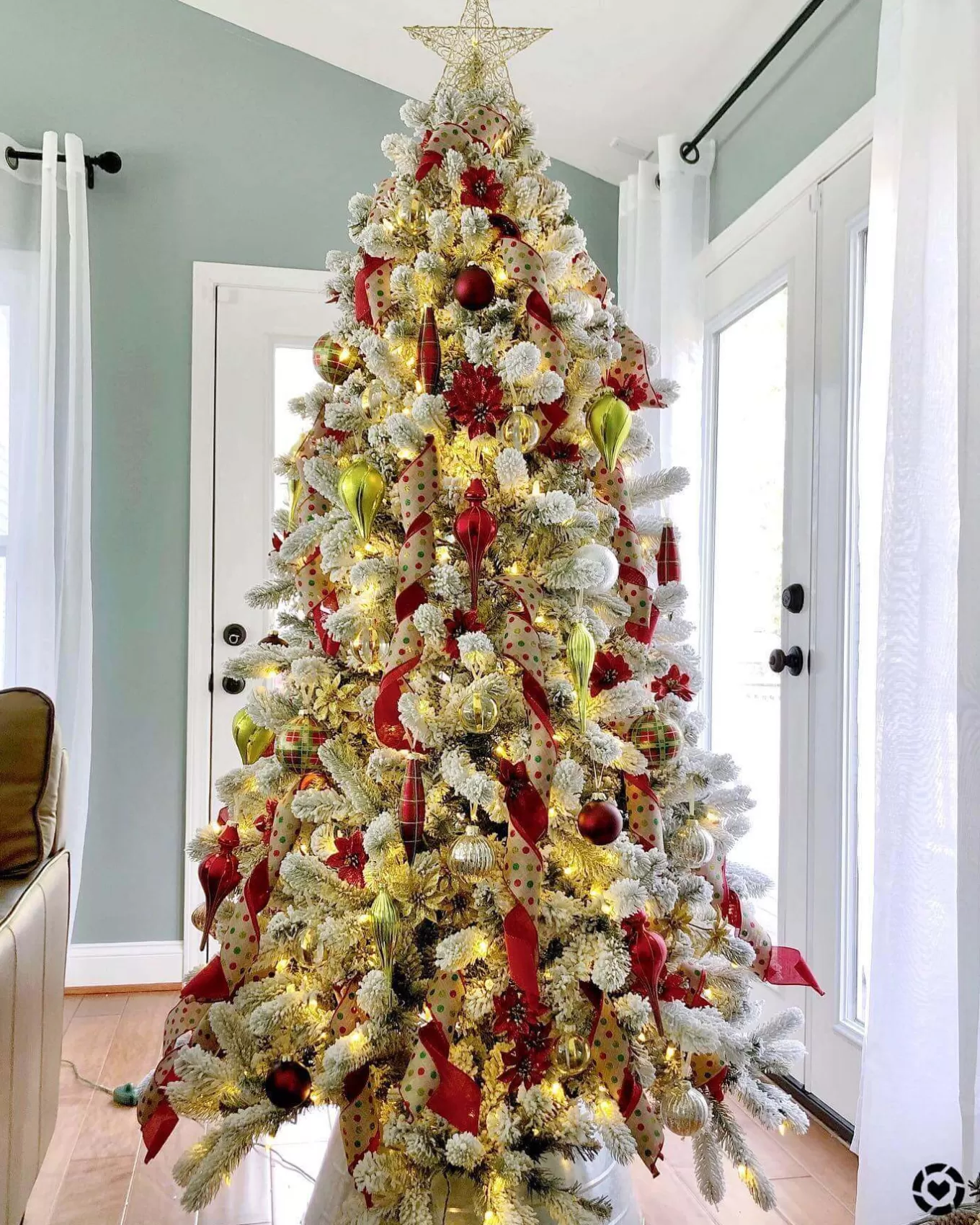 King Of Christmas Traditional 30-Piece Glass Ornament Set (Red - Green) Limited Edition- 30 Pack | Ornaments